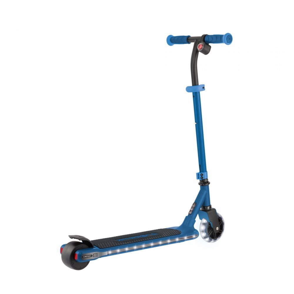 Globber Trotineta electrica E-Motion 6 Albastra autonomie 8-10 km motor 80W ghidon reglabil lumini Led greutate admisa 50 kg