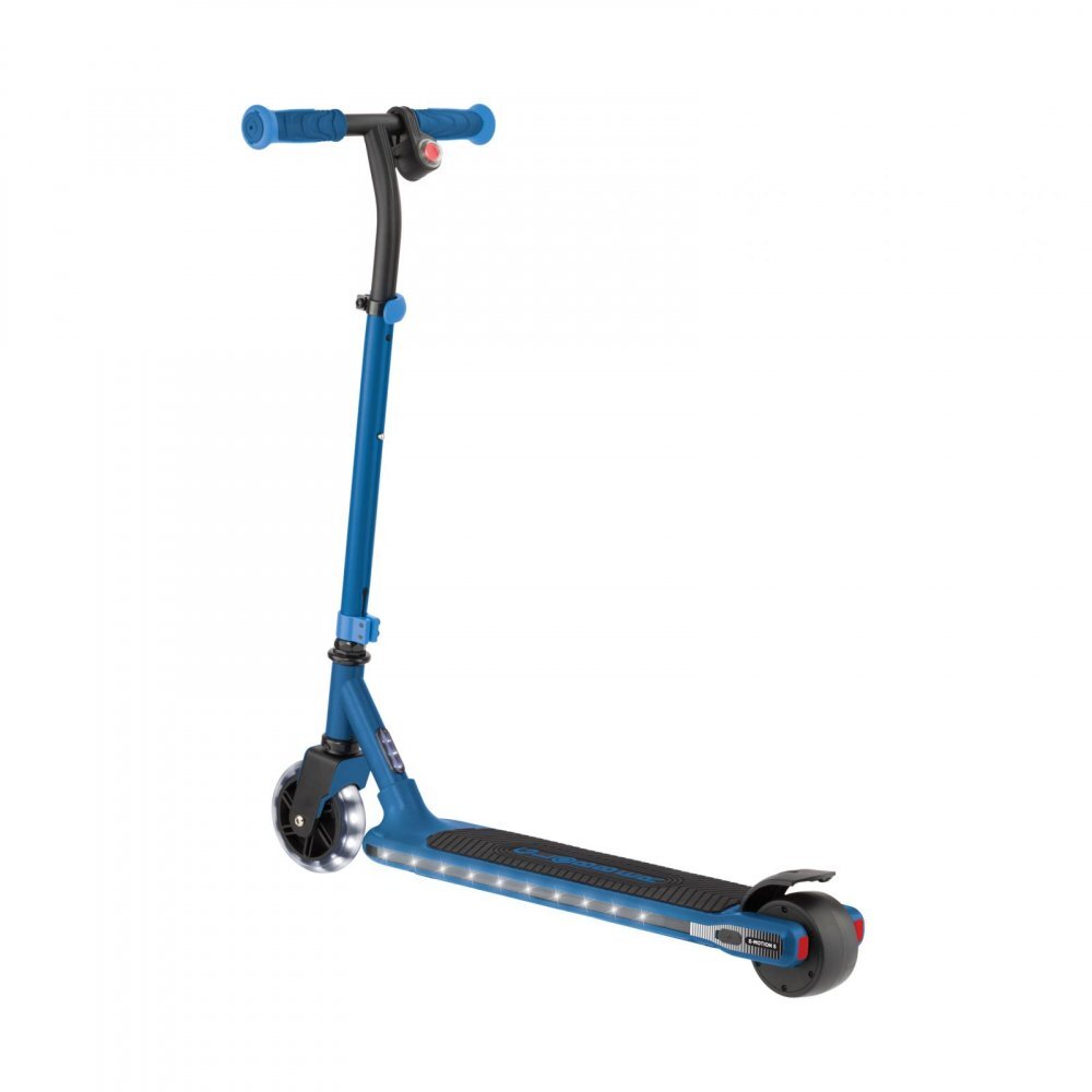 Globber Trotineta electrica E-Motion 6 Albastra autonomie 8-10 km motor 80W ghidon reglabil lumini Led greutate admisa 50 kg