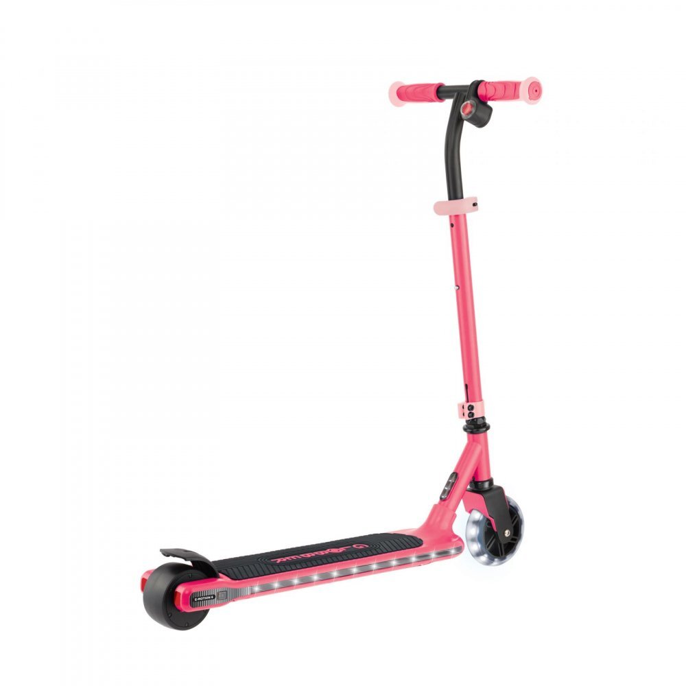 Globber Trotineta electrica E-Motion 6 Roz autonomie 8-10 km motor 80W ghidon reglabil lumini Led greutate admisa 50 kg
