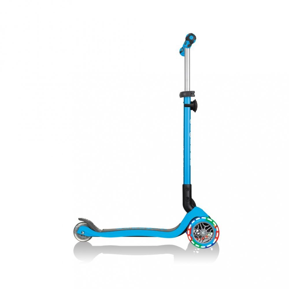 Globber Trotineta evolutiva Go-Up 4 in 1 Deluxe Lights Albastra ghidon reglabil scaun maner parinte roti cu Led greutate admisa 50 kg