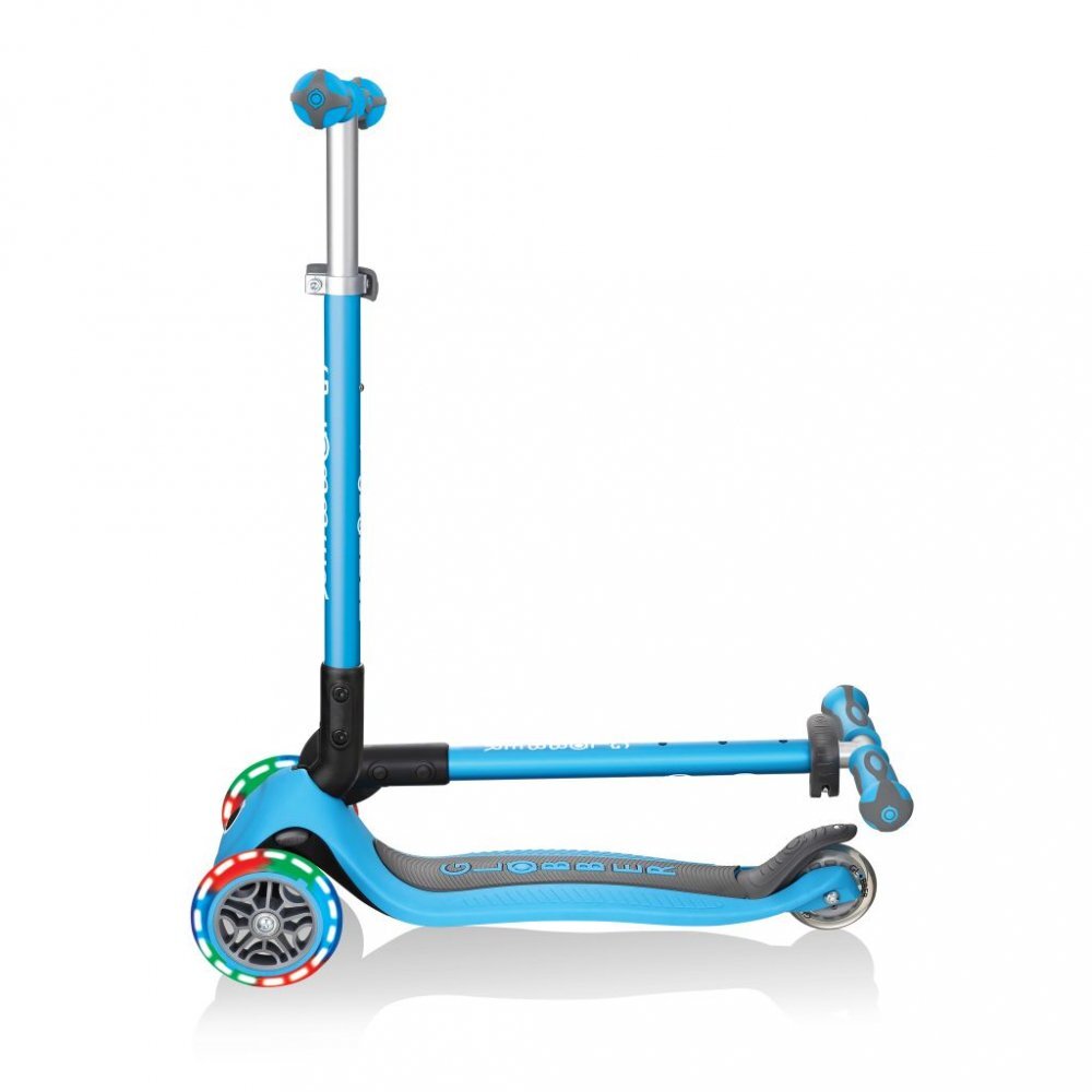 Globber Trotineta evolutiva Go-Up 4 in 1 Deluxe Lights Albastra ghidon reglabil scaun maner parinte roti cu Led greutate admisa 50 kg