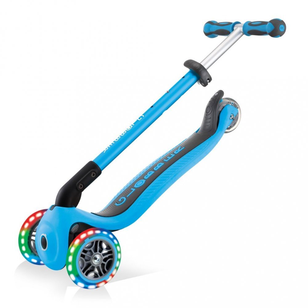 Globber Trotineta evolutiva Go-Up 4 in 1 Deluxe Lights Albastra ghidon reglabil scaun maner parinte roti cu Led greutate admisa 50 kg
