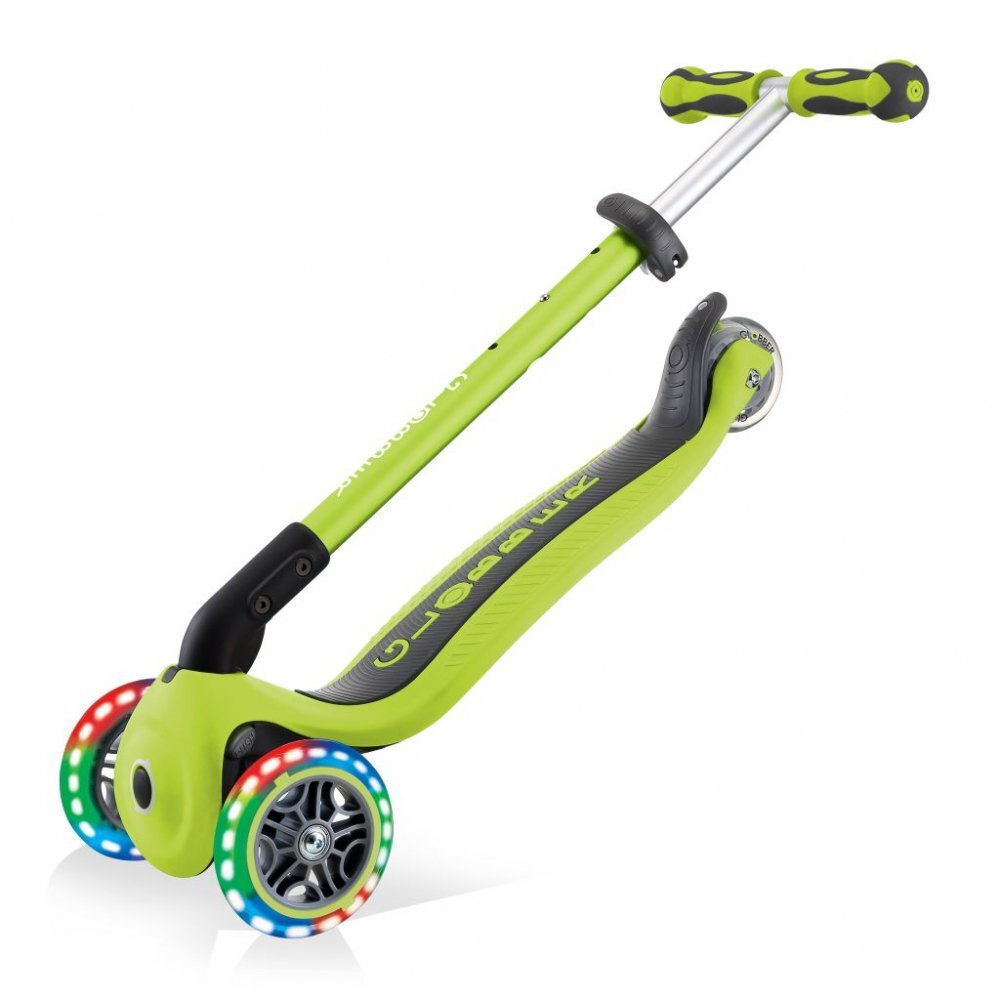 Globber Trotineta evolutiva Go-Up 4 in 1 Deluxe Lights Verde ghidon reglabil scaun maner parinte roti cu Led greutate admisa 50 kg