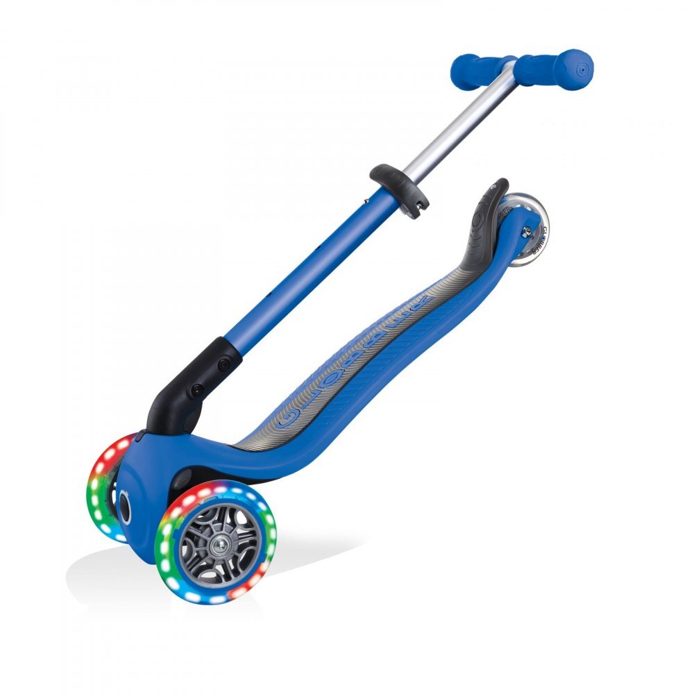 Globber Trotineta Junior albastra cu 3 roti LED pliabila ghidon reglabil platforma antiderapanta greutate suportata 50 kg varsta 2 ani+