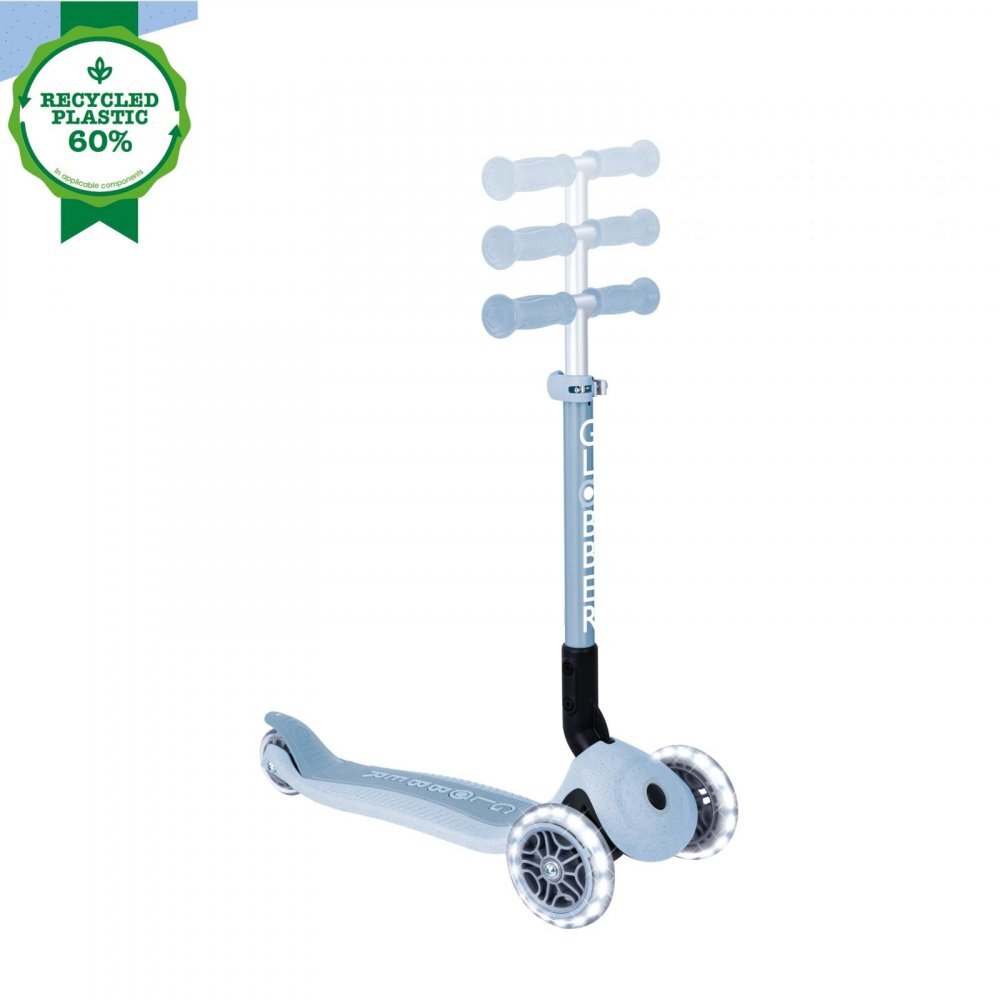 Globber Trotineta Junior ECO Albastru pliabila ghidon din aluminiu reglabil roti cu Led greutate admisa 50 kg