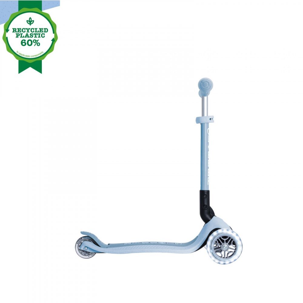 Globber Trotineta Junior ECO Albastru pliabila ghidon din aluminiu reglabil roti cu Led greutate admisa 50 kg