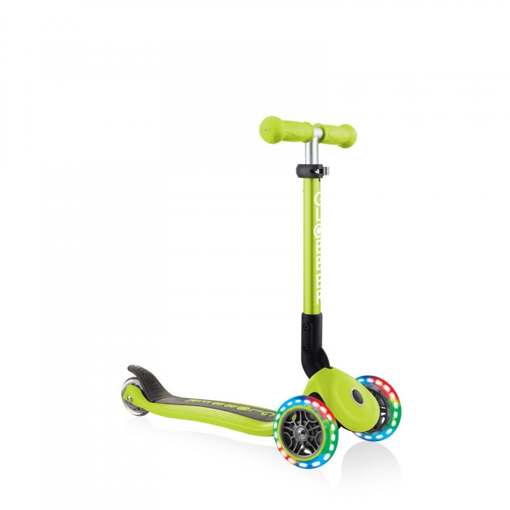 Globber Trotineta Junior verde cu 3 roti LED pliabila ghidon reglabil platforma antiderapanta greutate suportata 50 kg varsta 2 ani+