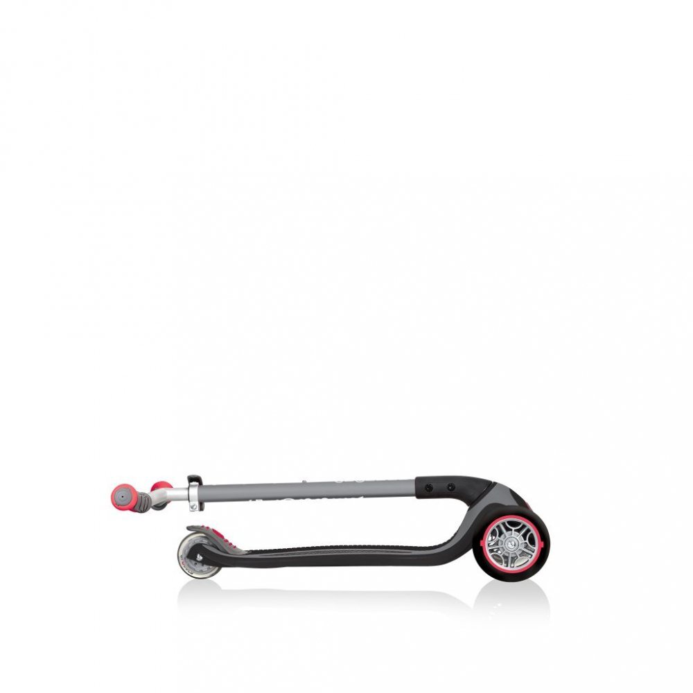 Globber Trotineta Master negru pliabila ghidon reglabil greutate suportata 50 kg varsta 4 ani+