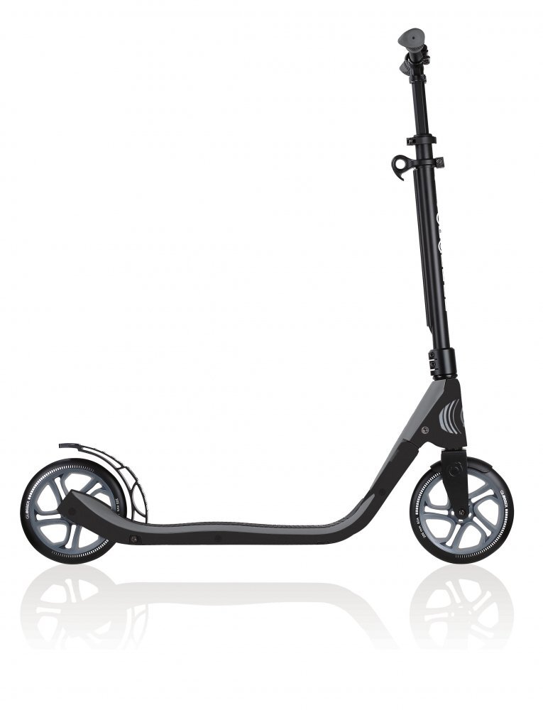 Globber Trotineta pliabila adult One NL 205 negru cadru din aluminiu ghidon reglabil platforma antiderapanta greutate admisa 100 kg