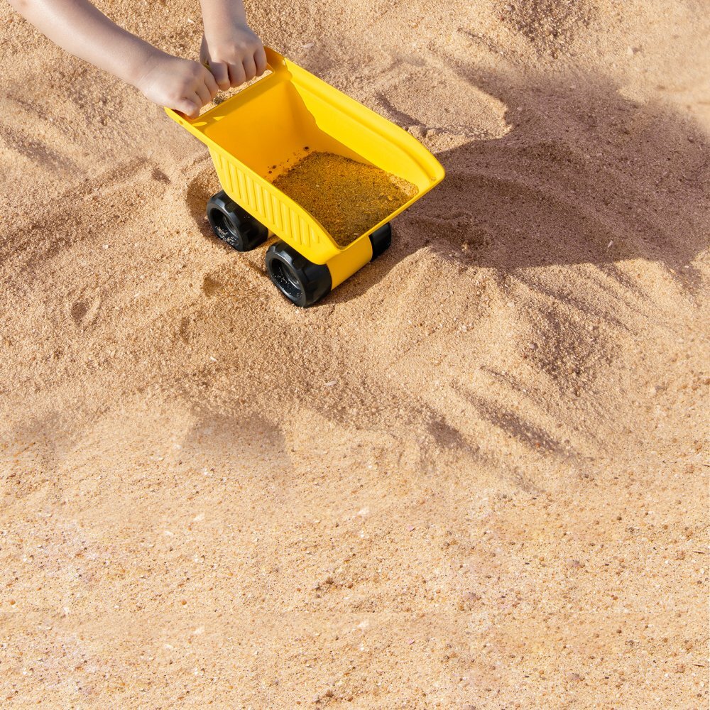 HAPE Jucarie pentru nisip Mighty Dump Truck