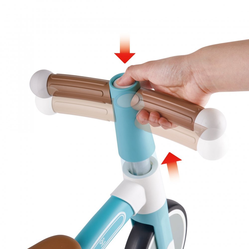 HAPE Tricicleta copii de echilibru cu 3 roti albastru deschis cadru usor de aluminiu scaun reglabil roti fabricate din material spumant TPU moale si flexibil de la 18 luni