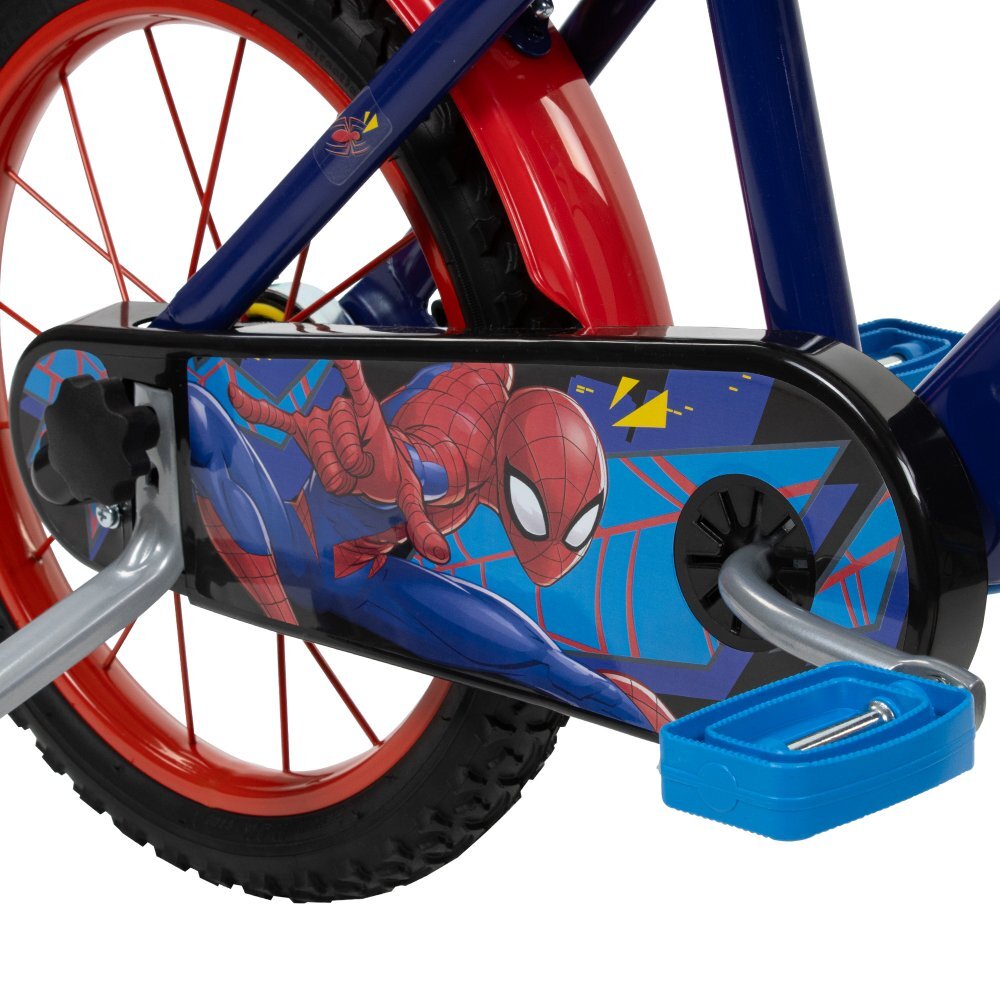 Huffy Bicicleta copii Spiderman 21804W 16 inch cu roti ajutatoare si sticluta de apa cu suport frana de mana pe ambele roti scaun si ghidon reglabile scut frontal anvelope cu profil gros
