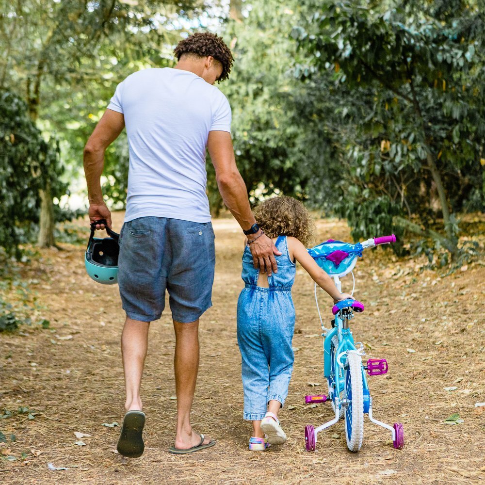 Huffy Bicicleta fetite Frozen Mov 16 inch cu gentuta si roti ajutatoare varsta 5-7 ani inaltimea 112-127 cm scaun si ghidon reglabile pe inaltime frana de mana pe ambele roti