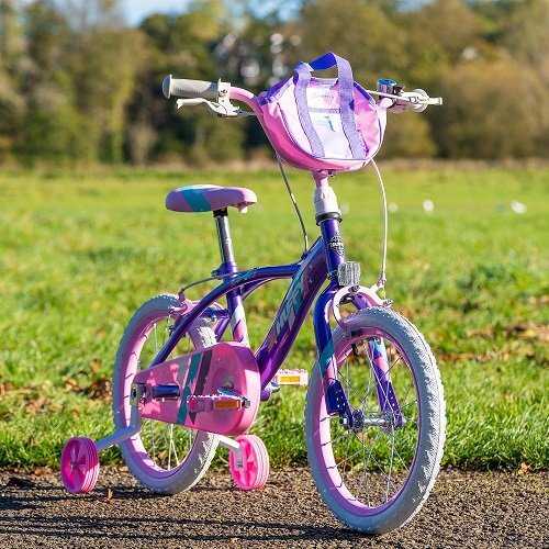 Huffy Bicicleta fetite Glimmer Violet 16 inch cu gentuta pentru ghidon varsta 5-7 ani inaltimea 112-127 cm scaun si ghidon reglabile pe inaltime frana de mana pe ambele roti anvelope cu profil gros