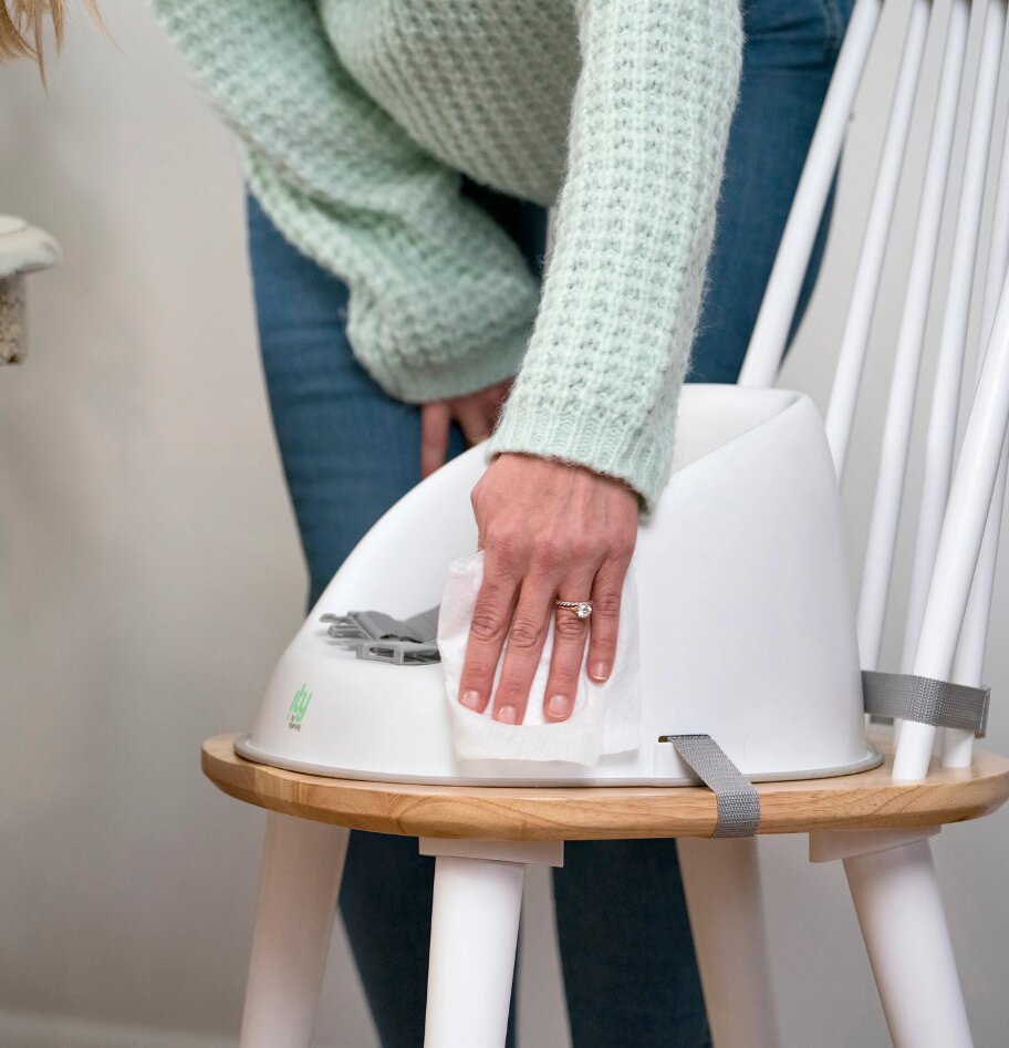 InGenuity Scaun de masa Ity by Easy Clean Booster Oat