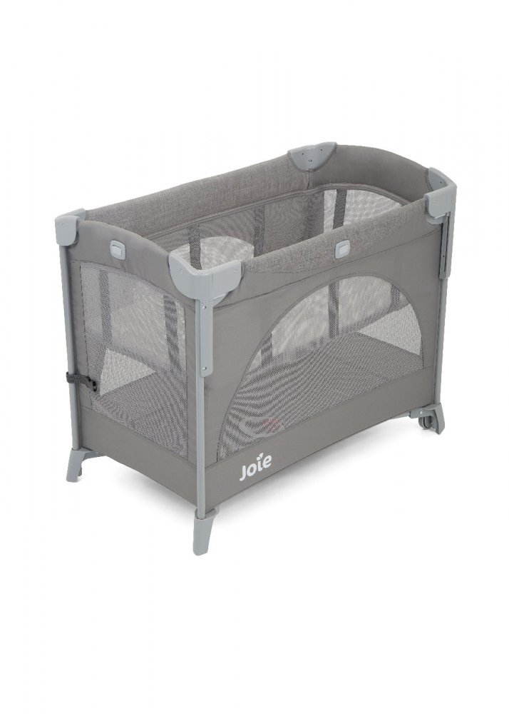 JOIE Patut pentru copii co-sleeper Kubbie Foggy Gray pliabil usita cu fermoar roti cu blocare laterala culisanta saltea si geanta de transport incluse
