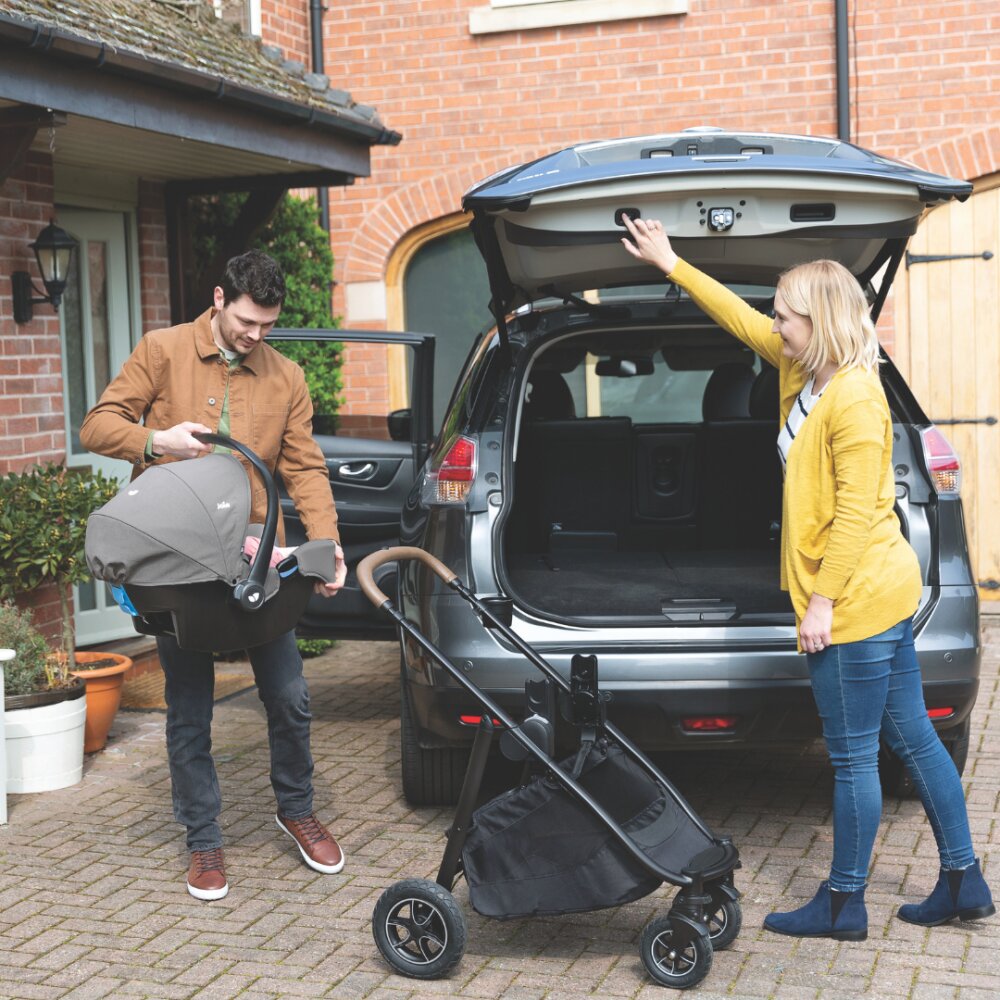 JOIE Scoica auto i-Snug 2 cu tetiera reglabila 40-75 cm Cashew testata ADAC si certificata R129