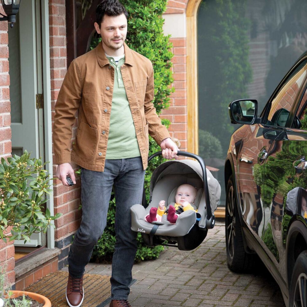 JOIE Scoica auto i-Snug 2 cu tetiera reglabila 40-75 cm Fern testata ADAC si certificata R129