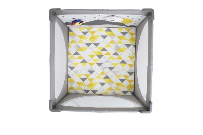 JOIE Tarc de joaca si patut cu un nivel Cheer Little Explorer