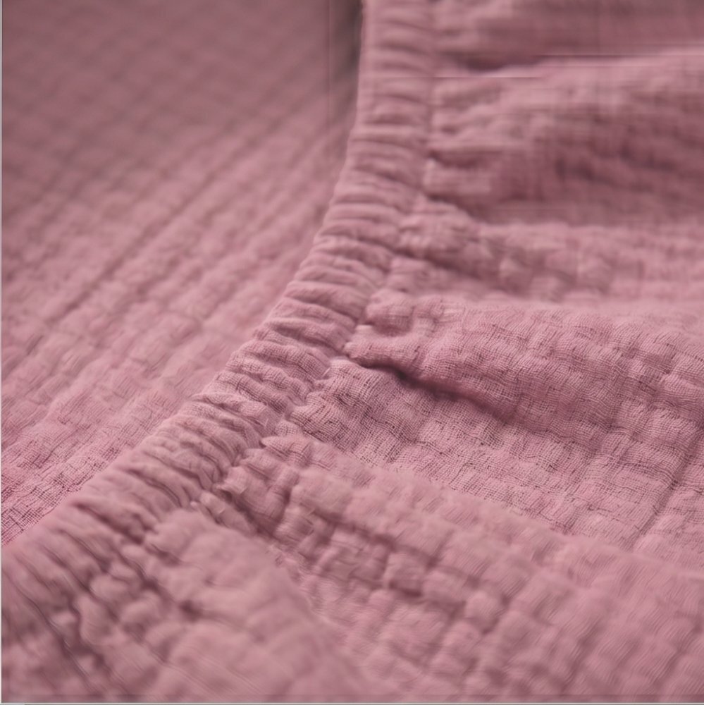 Kerstin Cearceaf cu banda elastica pentru landoucarucior si cosulet copii Premium Muslin Retro Pink realizat din muselina bumbac 100 dimensiune 80 x 38 cm