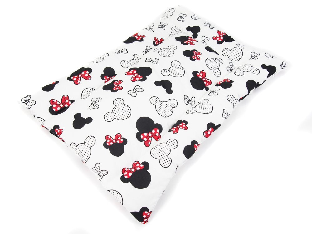 Kerstin Saltea pentru masuta de infasat bebe Minnie Red cu umplutura din silicon invelis 100 bumbac dimensiune 50 x 70 cm