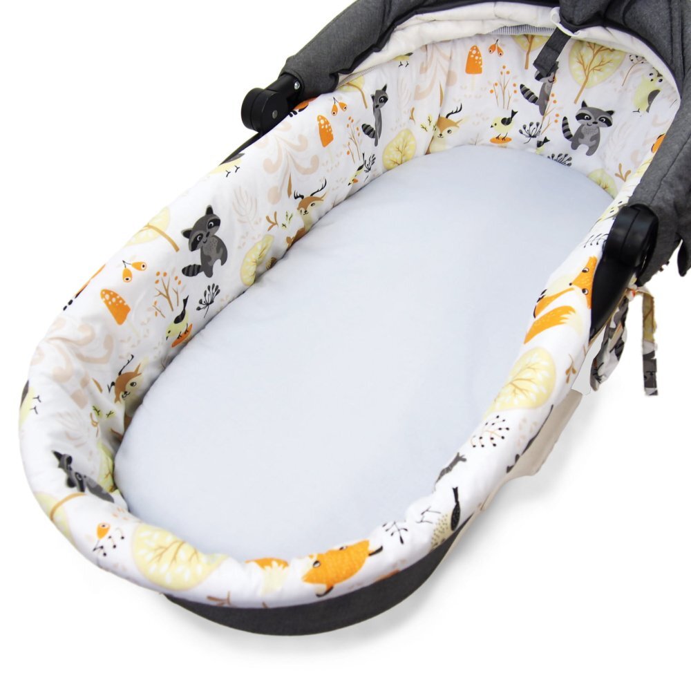 Kerstin Set insertie textila pentru landoucosulet copii Forest Friends cearsaf cu elastic asortat 80x38 cm realizate din bumbac 100