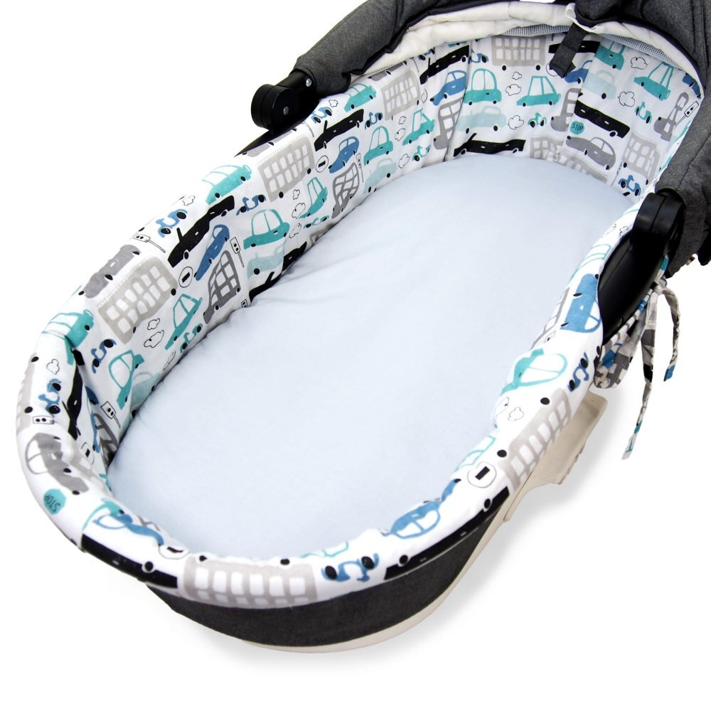 Kerstin Set insertie textila pentru landoucosulet copii Masinute cearsaf cu elastic asortat 80x38 cm realizate din bumbac 100