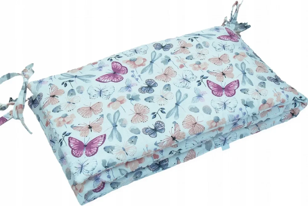 Kerstin Set lenjerie de patut 3 piese Fluturasi cu husa de pilotafata de perna si aparatoare laterala 180x30 cmdin bumbacinchidere cu fermoarcompatibila pautut 120x60 cm