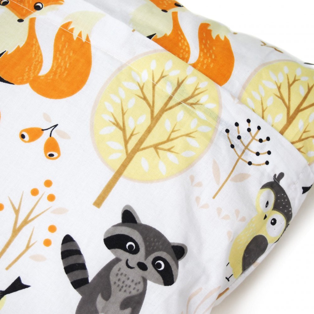 Kerstin Set lenjerie de patut 3 piese Forest Friends cu husa de pilotafata de perna si aparatoare laterala 180x30 cmdin bumbacinchidere cu fermoarcompatibila pautut 120x60 cm