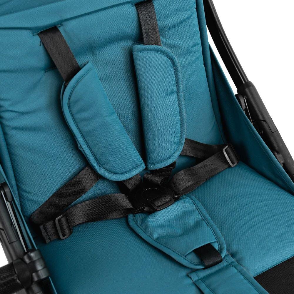 Kidnort Carucior pentru copii Fjallrav Albastru cu pliere compacta suspensie integrala spatar si viziera reglabile pana la 22 kg accesorii incluse suport pentru pahar husa transport