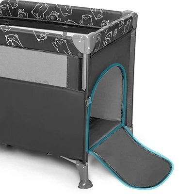 Kidnort Patut de calatorie multifunctional 3 in 1 Naste Light Grey cu laterala culisanta si 2 niveluri de inaltime sistem atasare la patul parintilor cu saltea si geanta de transport dimensiune compacta Intrare laterala 9.3 kg