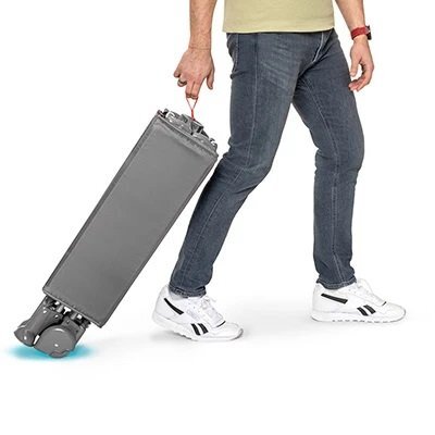 Kidnort Patut de calatorie pentru copii Ihalig Light Gray cu geanta de transport salteluta usa cu fermoar si roti cu posibilitatea de blocare dimensiune desfacut 128 x 68 x 78.5 cm