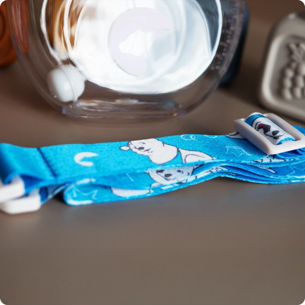 Kidnort Sticluta de apa din tritan pentru copii Bear sterilizabila pai moale din silicon cu bila gravitationala prevazuta cu snur reglabil capacitate 300 ml Brown
