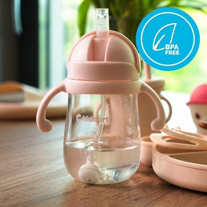 Kidnort Sticluta de apa din tritan pentru copii Bringebaer sterilizabila pai moale din silicon cu biluta gravitationala maner ergonomic capacitate 300 ml Pink
