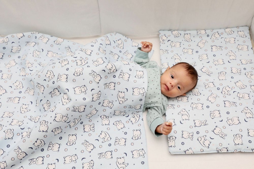 Kids Decor Lenjerie pat copii 4 piese Baby Bear albastru KidsDecor din bumbac 63x127 cm 100x135 cm