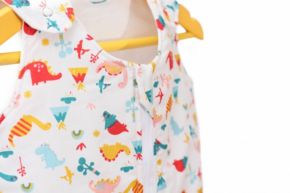 Kids Decor Sac de dormit copii 2.5 tog KidsDecor Cute Dinosaurs din bumbac 110 cm