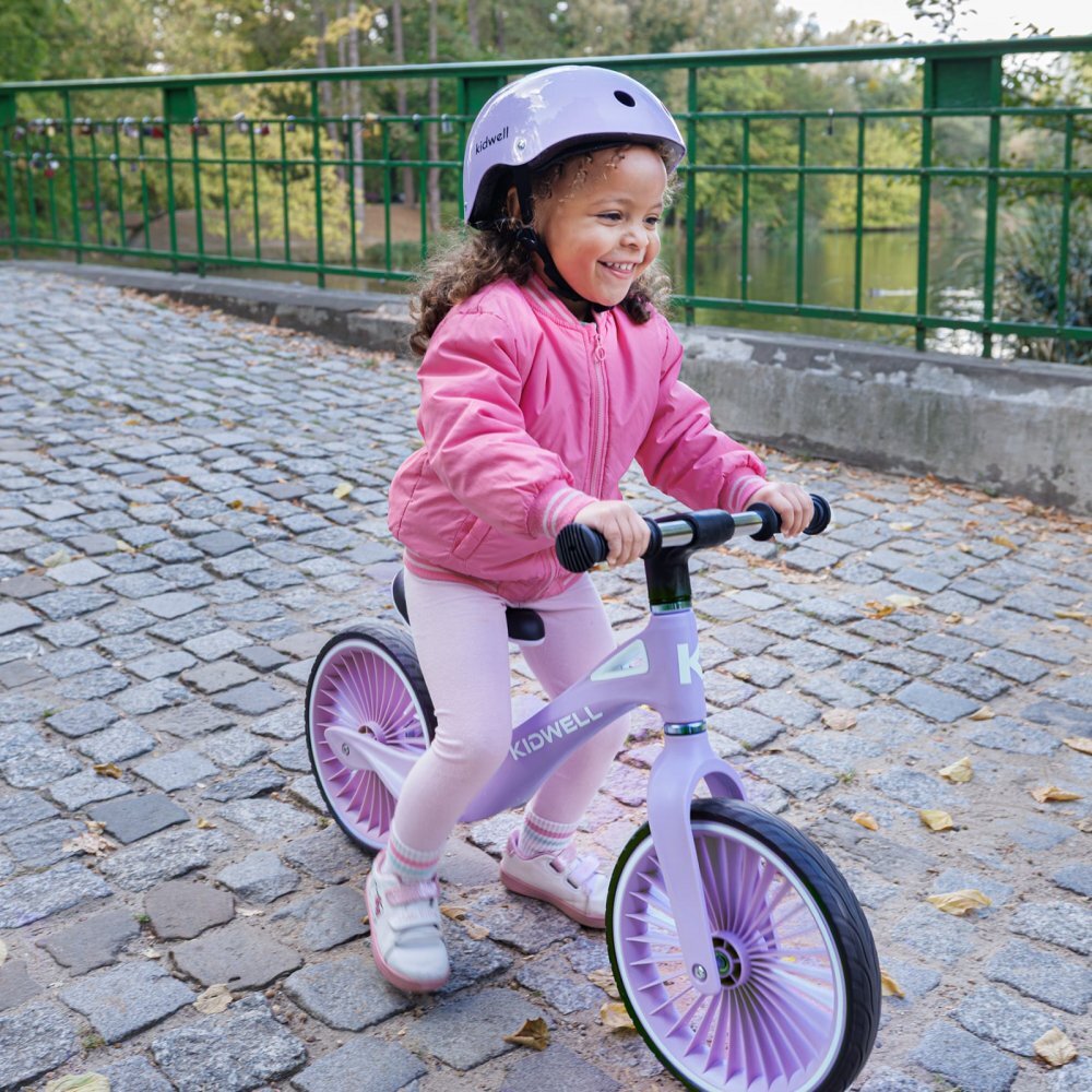 Kidwell Bicicleta de echilibru fara pedale pentru copii Nix Lavender 3.05 kg roti PU 29 cm reglabila 80-120 cm maxim 30 kg