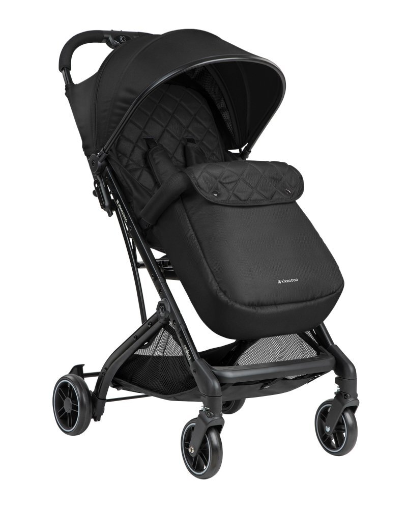 KikkaBoo Carucior sport Miley Black pana la 22kgPliere compacta cu sistem trollerCadru aluminiuSuspensiiBaldachin cu extensie protectie UPF50+Spatar reglabil cu pozitie de somnMaterial impermeabilHusa picioare