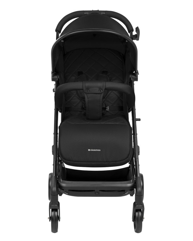 KikkaBoo Carucior sport Miley Black pana la 22kgPliere compacta cu sistem trollerCadru aluminiuSuspensiiBaldachin cu extensie protectie UPF50+Spatar reglabil cu pozitie de somnMaterial impermeabilHusa picioare