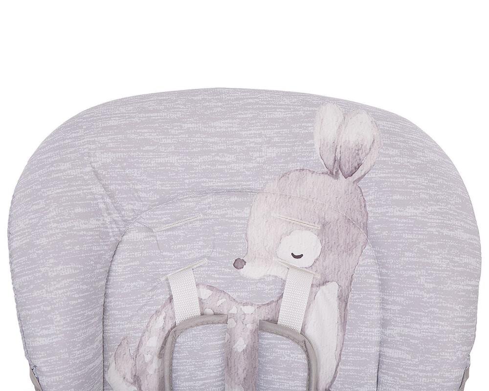 KikkaBoo Scaun de masa pentru copii Sweet Nature Grey Deer cu inaltime reglabila pliabil spatar reglabil roti husa impermeabila detasabila suport picioare reglabil tavita dublacenturi de sigurantasistem siguranta antialunecare