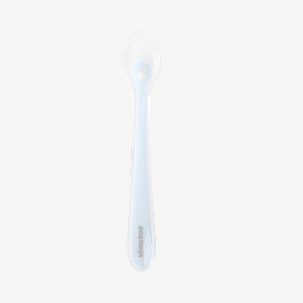 KikkaBoo Set 2 lingurite din silicon pentru copii Blue in cutiuta depozitareRecomandata de la 4 luniFara BPATextura extrem de moale