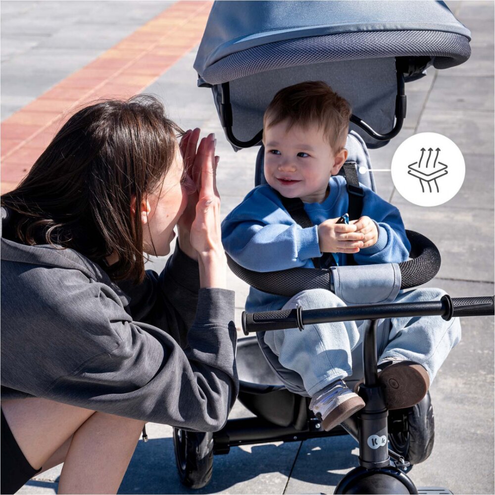 KINDERKRAFT Tricicleta pentru copii Freeway 2 Grey scaun rotativ 360 funtie freewheel husa Air Comfort bara de protectie suport picioare greutate admisa 25 kg