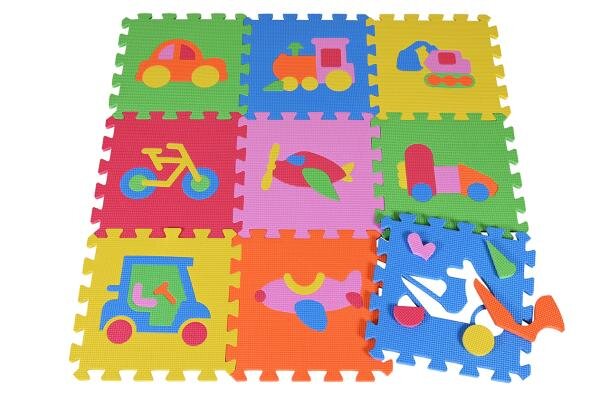 KNORR TOYS Covoras puzzle colorat Trafic 9 piese din spuma moale Eva 30x30x1 cm izolator si antiderapant 3 ani+