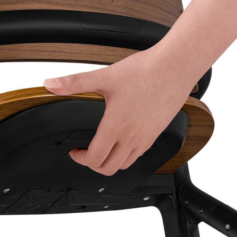 Lionelo Scaun de masa multifunctional Celia din lemn de fag 6 luni- adult reglabil pe inaltime husa impermeabila tavita silicon suport de picioare reglabil greutate maxima 90 Kg Negru