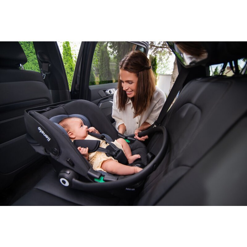 Lionelo Scoica auto i-Size Astrid Verde include baza Isofix 0-13 Kg 40-87 cm maner si capotina reglabile protectie laterala avansata Testat ADAC Conform cu R129