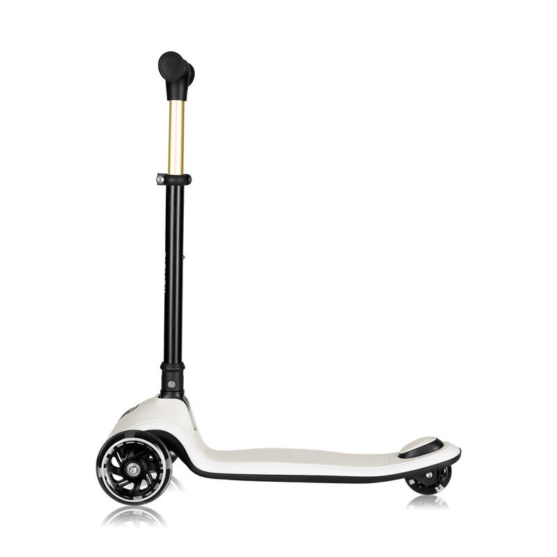 Lionelo Trotineta pentru copii Mey Bej ultrapliabila cu lumini si cosulet maner ajustabil pe inaltime 3 ani+ pana la 50 kg ultra usor 2.8 kg conform cu standardul EN71-123 certificata Intertek