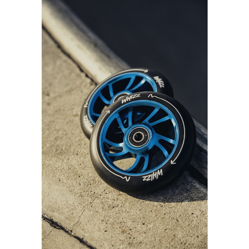 Lionelo Trotineta Whizz pentru acrobatii multicolor platforma antiderapanta sistem de compresie IHC 9 20 - 100 kg
