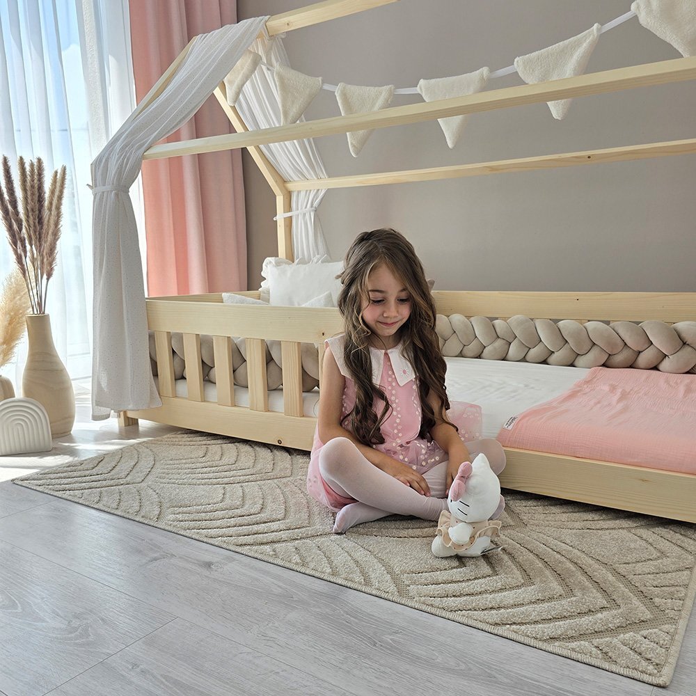 Little Amy Pat copii montessori tip casuta LittleAmy Angel Nest Balustrade cu bare plate Natur 120 x 200 cm
