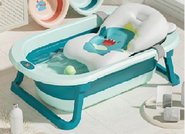 Little Mom Cadita bebelusi pliabila Dino Blue include o perna de siguranta detasabila termometru cu display digitalprotectie anti-alunecare 87x51x23 cm
