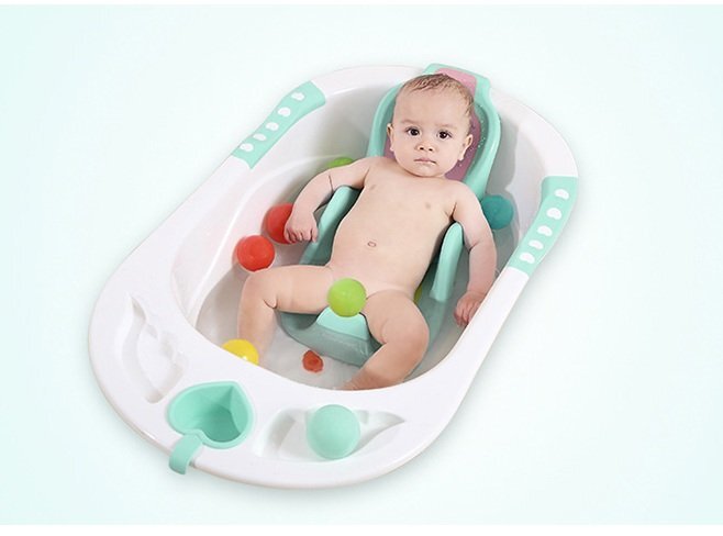 Little Mom Cadita pentru copii Sunny Green echipata cu manere antiderapante Dop de scurgere dimensiune 88 x 51 x 22 cm si Reductor detasabil ergonomic cu fixare in ventuze inclus